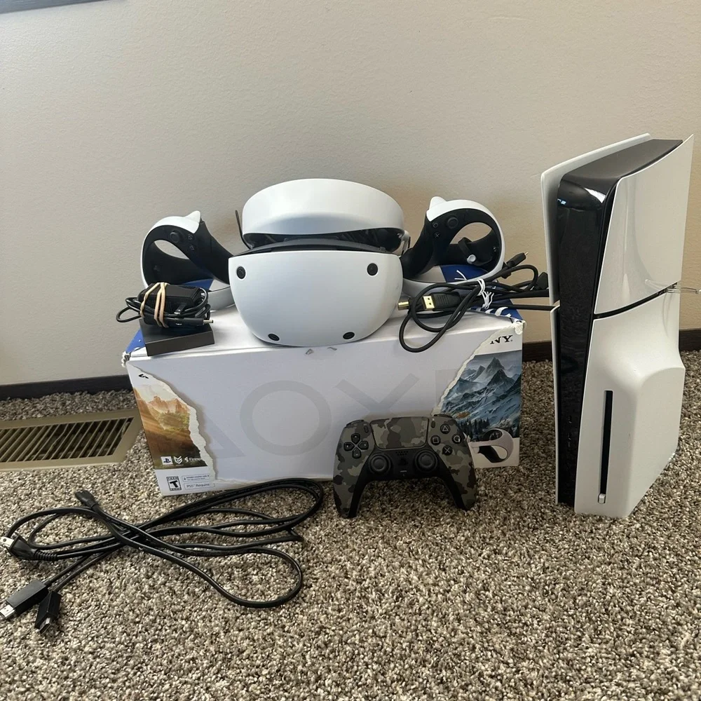 Sony VR Headset with Console - White and Black